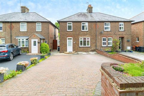 3 bedroom semi-detached house for sale, High Street North, Dunstable, Bedfordshire, LU6