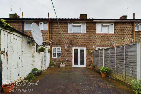 33 Murray Square, London, E16 3AH