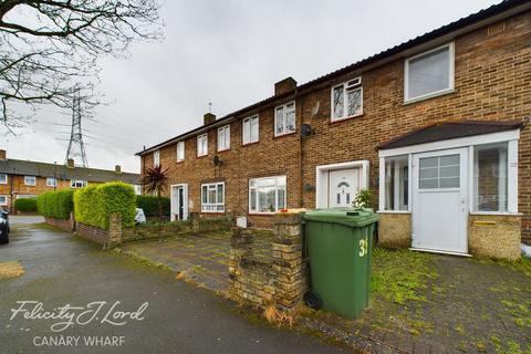 3 bedroom terraced house for sale, Murray Square, London, E16