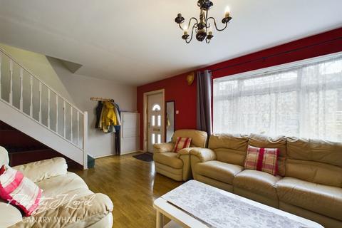 3 bedroom terraced house for sale, Murray Square, London, E16