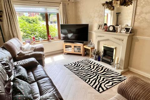 3 bedroom townhouse for sale, Dudley Close, Thurnby Lodge, LE5