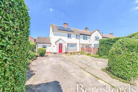 3 bedroom end of terrace house for sale, Gloucester Avenue, Colchester, CO2