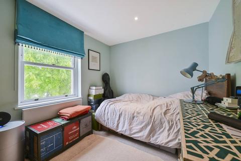 Flat 3, 9 Warrington Gardens, London, W9 2QB