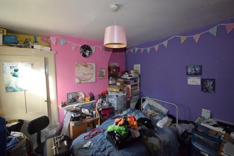 27 Weston Road, Rochester, ME2 3HA