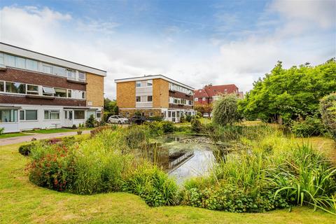 2 bedroom maisonette for sale, Doods Road, Reigate RH2