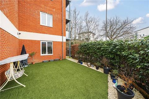 2 bedroom apartment for sale, Highgate House, Chequers Avenue, High Wycombe