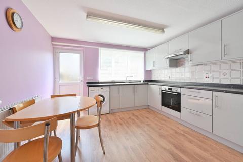 4 bedroom end of terrace house to rent, CHATHAM STREET, Elephant and Castle, London, SE17