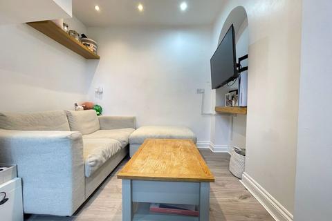 1 bedroom flat to rent, Shrewsbury Avenue, Harrow, Greater London, HA3