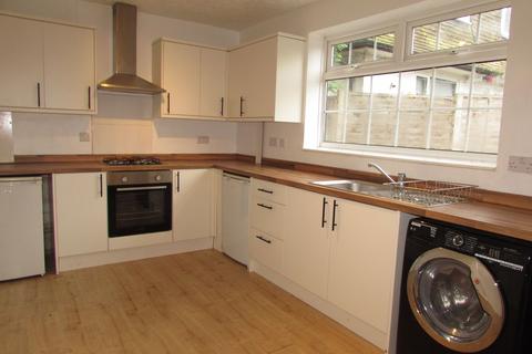 3 bedroom semi-detached house to rent, Hall Lane, Manchester, M23