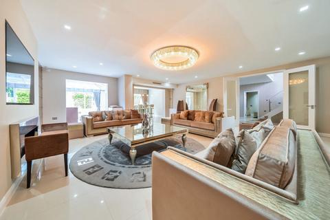 21 Chatsworth Road, London, W5 3DD