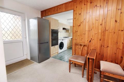 10 Powells Road, Shefford, SG17 5DP