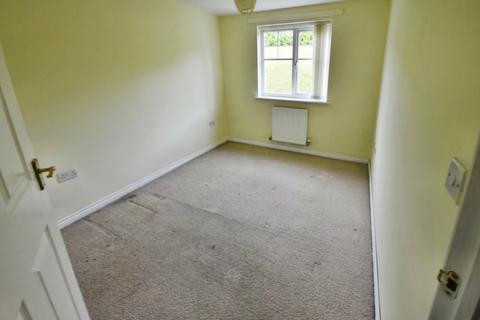 2 bedroom flat for sale, Ingot Close, Brymbo, LL11