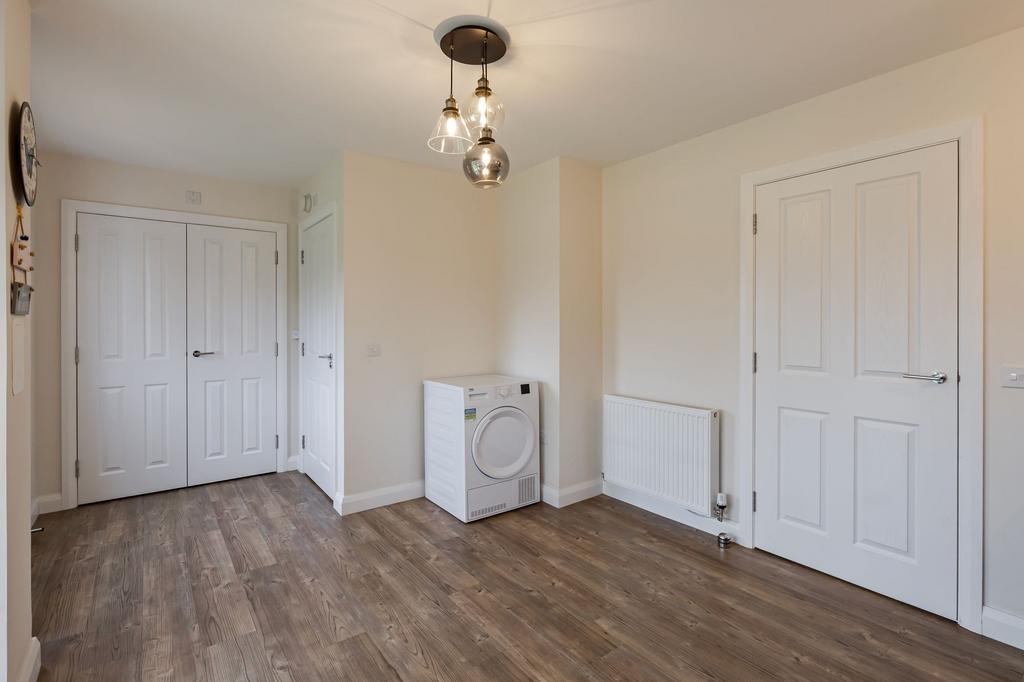 Dining/ Utility/ WC