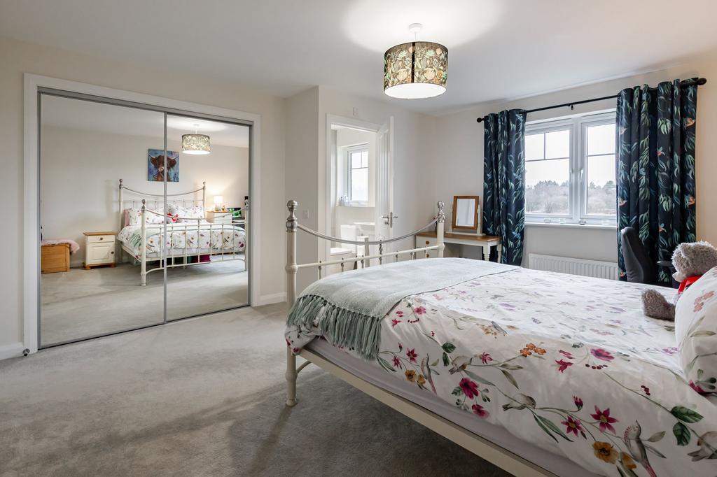 Bedroom One/ En-suite