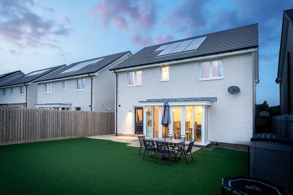 Rear Garden/ View
