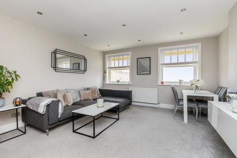 3 bedroom flat for sale, Brunswick Square, Hove, BN3