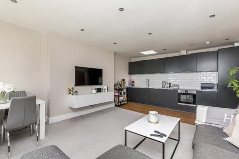 3 bedroom flat for sale, Brunswick Square, Hove, BN3