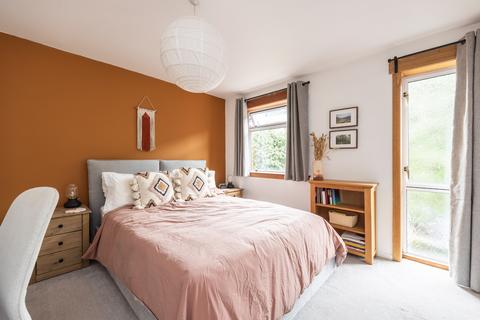 2 bedroom semi-detached villa for sale, Moat Terrace, Edinburgh EH14