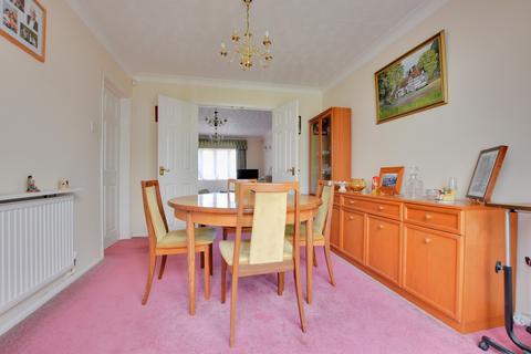 15 Chichester Way, Maldon, CM9 6YY