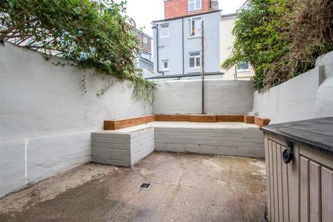 1 bedroom terraced house to rent, Edinburgh Road, East Sussex BN2