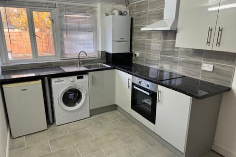 1 bedroom flat to rent, Norbury SW16