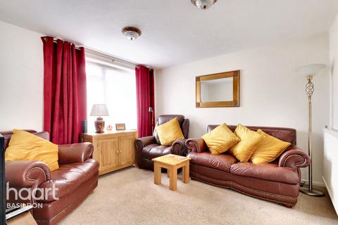 19 Canterbury Close, Basildon, SS14 3TA