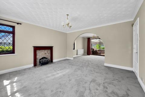 2 bedroom detached bungalow for sale, West Street, Cambridge CB24