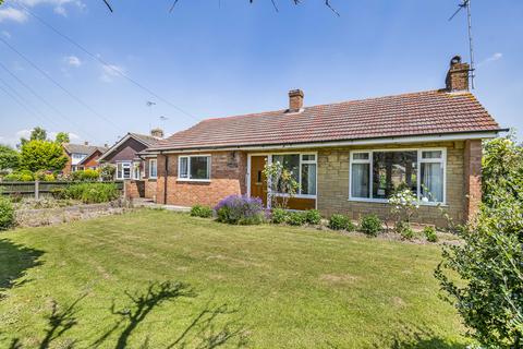 2 bedroom detached bungalow for sale, Portway, Didcot, OX11 0BE