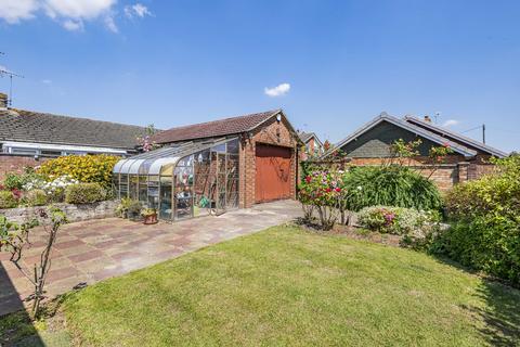 2 bedroom detached bungalow for sale, Portway, Didcot, OX11 0BE