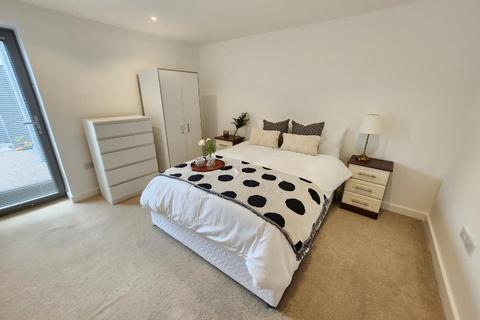 2 bedroom flat for sale, Hawthorn Road, Willesden