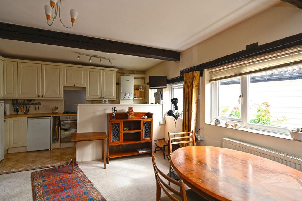 Framlingham, Suffolk 3 bed detached house for sale £385,000