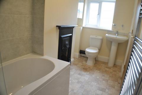 3 bedroom semi-detached house to rent, Westfields, Compton RG20