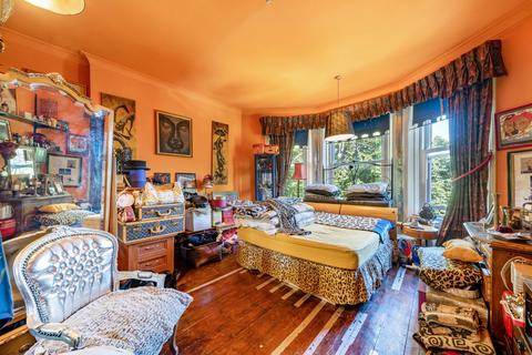 3 bedroom apartment for sale, Charlton Road, Blackheath
