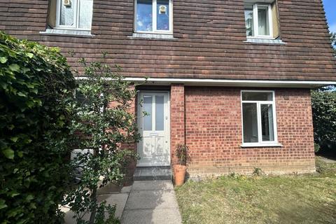 1 bedroom apartment to rent, Sunbury,  Sunbury-on-thames,  TW16