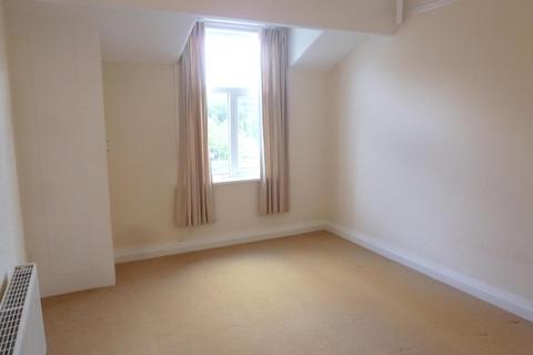 2 bedroom flat to rent, Elm Grove, Morecambe LA4