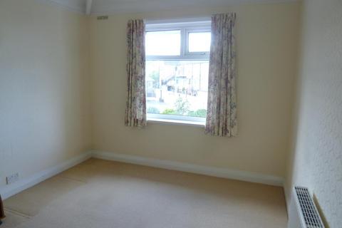 2 bedroom flat to rent, Elm Grove, Morecambe LA4