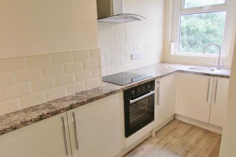 2 bedroom flat to rent, Elm Grove, Morecambe LA4