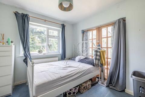 23 Montrose Avenue, Datchet, Slough, SL3 9NH