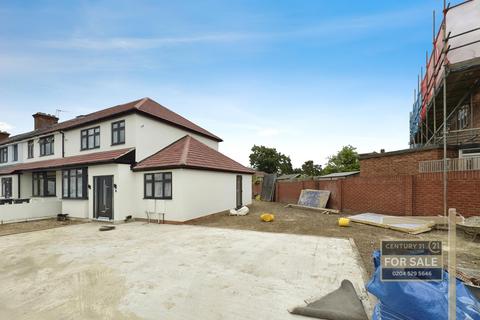 106 Raleigh Road, Southall, UB2 5TP