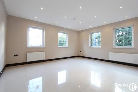 2 bedroom apartment to rent, High Street, Bel Air Court, HA8