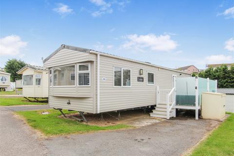 2 bedroom static caravan for sale, Goodrington Road, Paignton TQ4