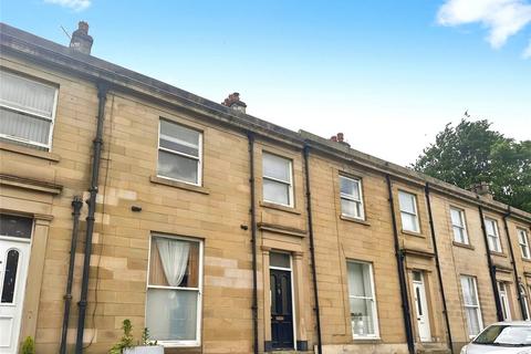 1 bedroom house to rent, Wentworth Street, Huddersfield, HD1