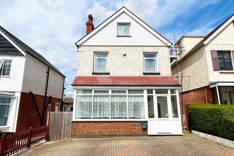 6 bedroom detached house for sale, Sea View Road, Skegness, Lincolnshire, PE25 1BS