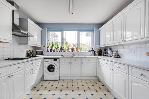 23 Hayes Way, Beckenham, BR3 6RJ