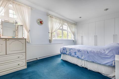 23 Hayes Way, Beckenham, BR3 6RJ