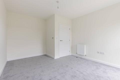 1 bedroom flat to rent, Borders Lane, Loughton, IG10