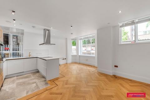 2 bedroom apartment to rent, Oakwood Court London W14