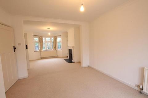 3 bedroom detached house to rent, Horsell Way, Woking GU21