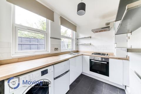 2 bedroom maisonette to rent, Stanthorpe Road, Streatham, SW16