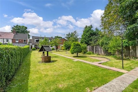 3 bedroom detached house for sale, Victoria Road, Wednesfield, Wolverhampton, West Midlands, WV11